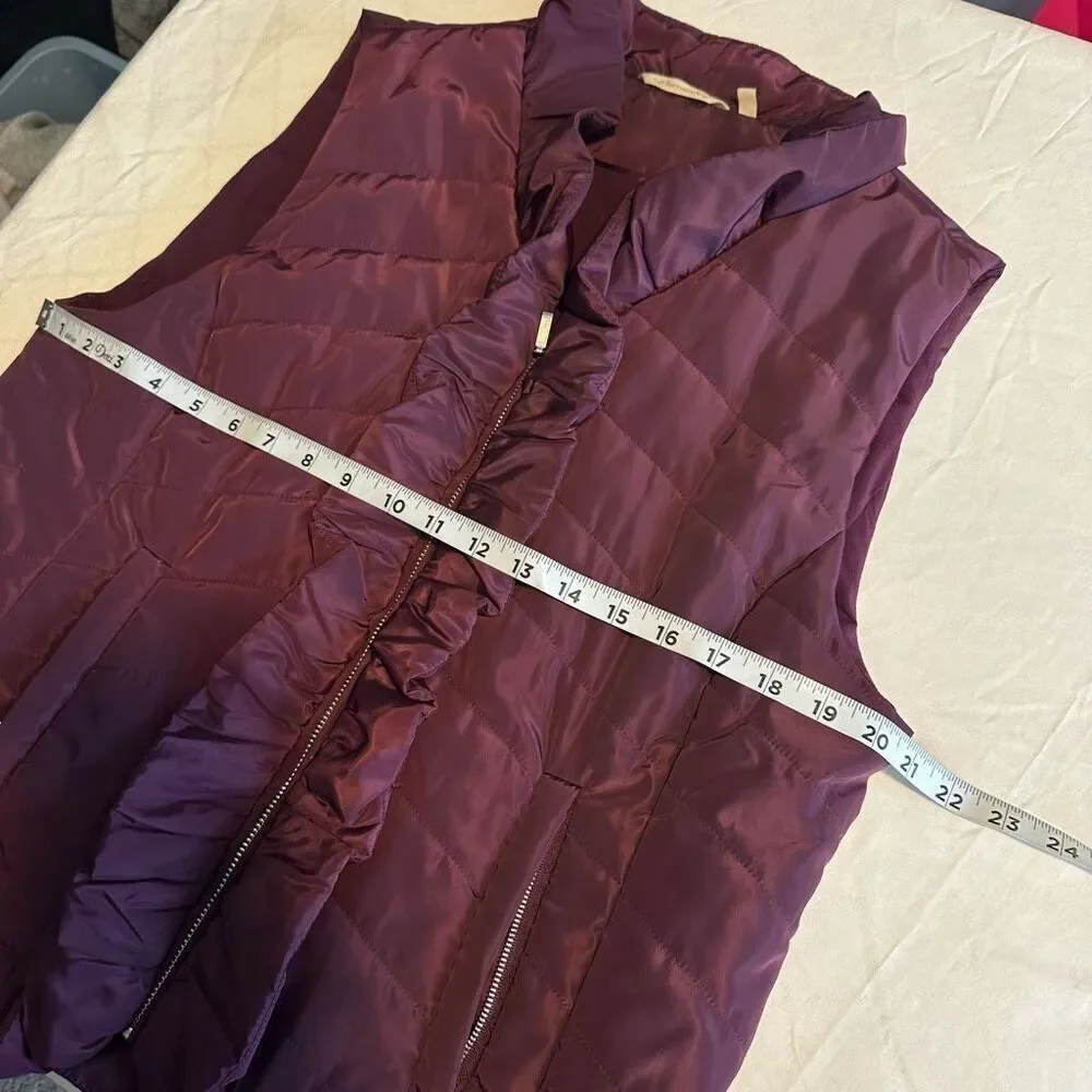 Soft Surroundings Saint Aubin Purple Quilted Vest Ruffle Trim Womens Large - Picture 6 of 7
